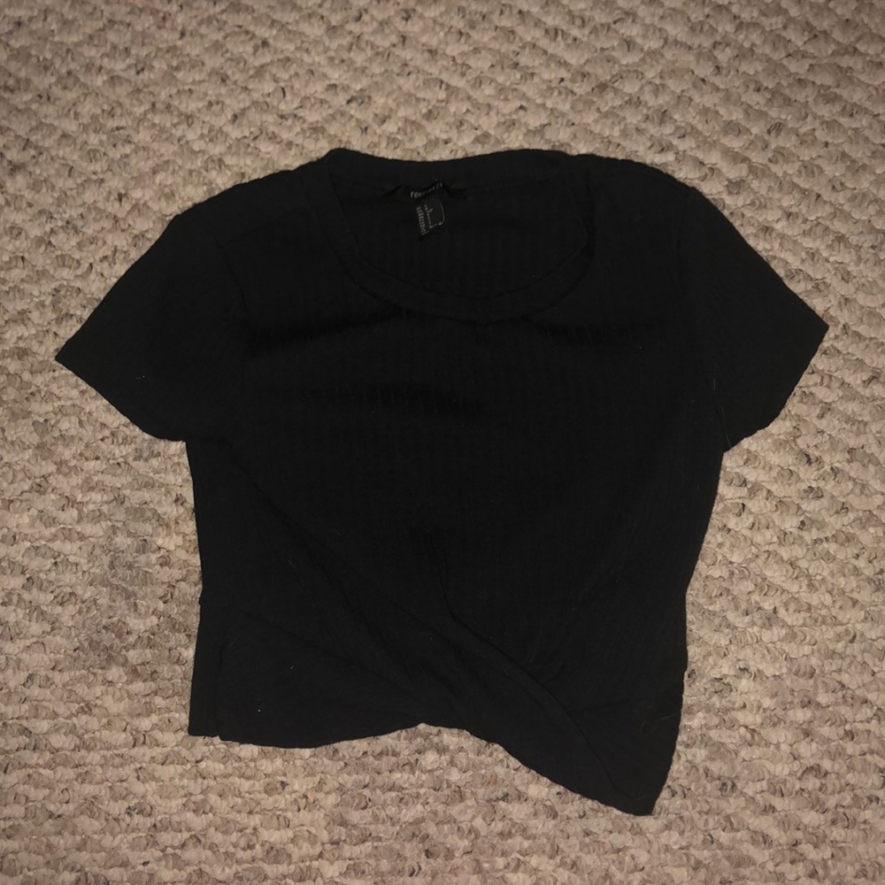 Short sleeve crop top